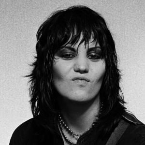 Joan Jett Guitar Lessons and Guitar Tabs